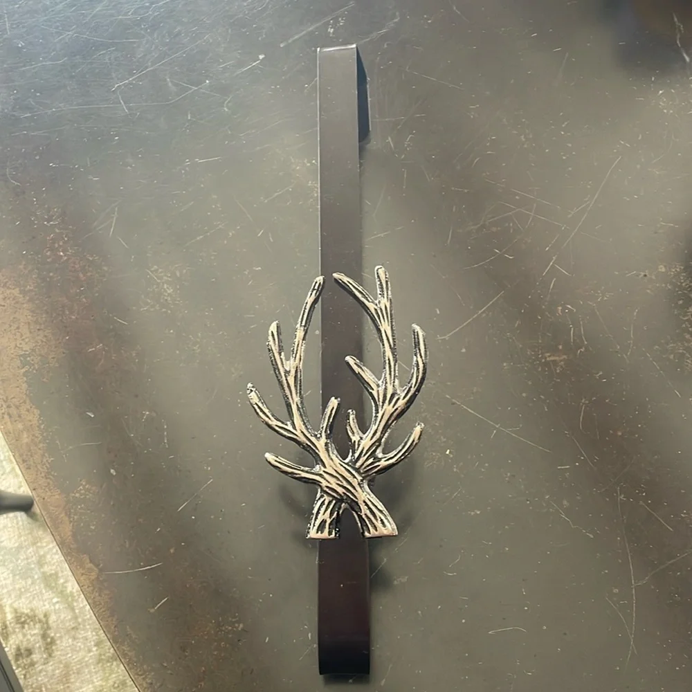 NWOT Walmart Deer Antler wreath hanger. Never used